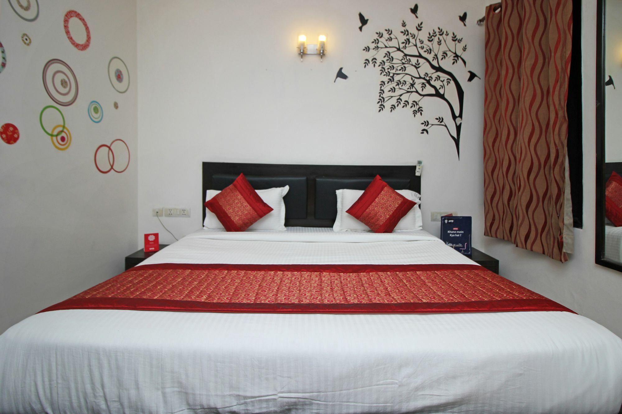 Oyo 9030 Hotel Delhi Airport Plaza Нью-Дели Экстерьер фото